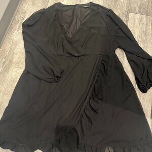 Shein Curve Womens 4XL Solid Black Flowy Long Sleeve Dress‎ Very Light Material